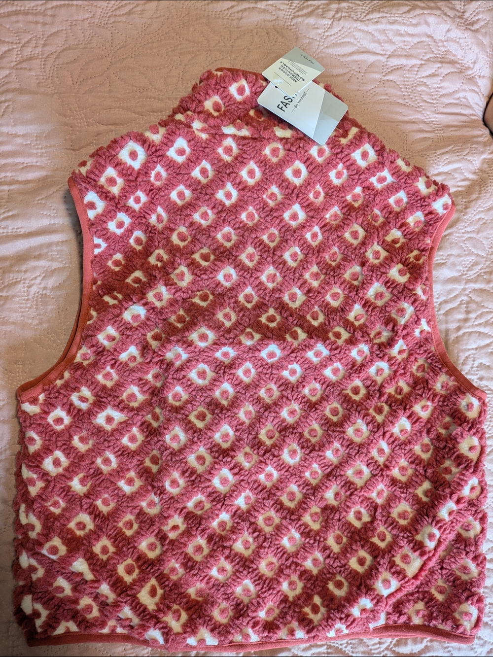Pink Patterned Fleece Vest - Picture 2 of 9
